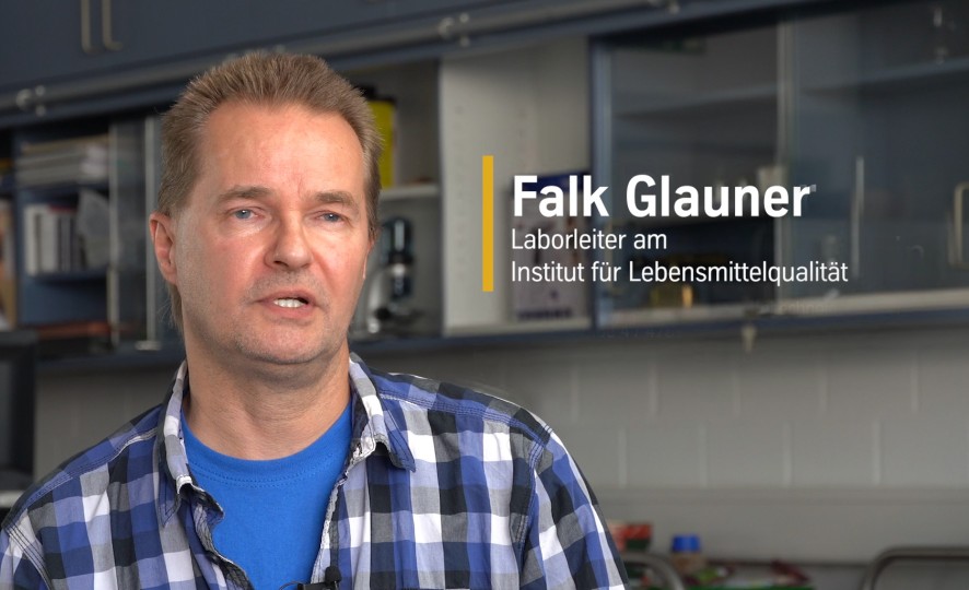 Falk Glauner, Laborleiter am Institut für Lebensmittelqualität